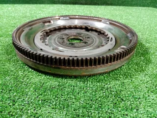 03F105266 Маховик двухмассовый Volkswagen Passat B7 Арт 2-963378, вид 2