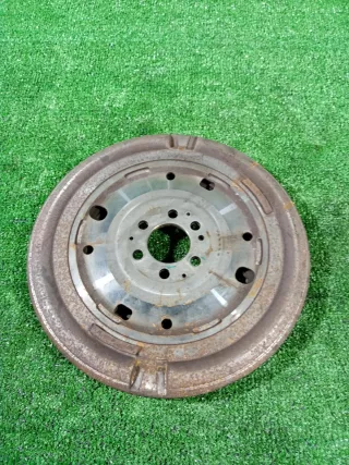 03F105266 Маховик двухмассовый Volkswagen Passat B7 Арт 2-963378, вид 3