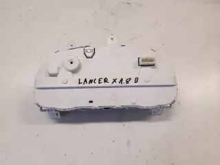  Щиток приборов (приборная панель) Mitsubishi Lancer 10 Арт e12775508, вид 2