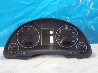 8E0920932 Щиток приборов (приборная панель) Audi A4 B7 Арт e12774760, вид 1