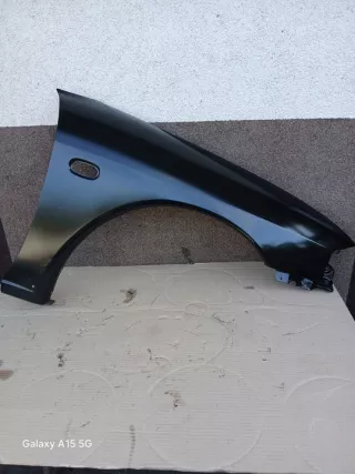  Крыло переднее левое Mitsubishi Colt 5 Арт e12771507, вид 1