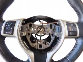 2011-2020R 45100-0D490 Руль Toyota Yaris 3 Арт e12770355, вид 2