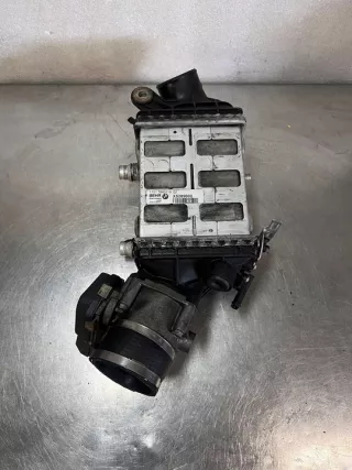 7843119 7555944 Интеркулер BMW 5 F10/F11/GT F07 Арт e12768978, вид 1