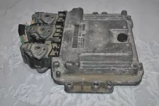 0281012770 8200527713 Блок управления двигателем Renault Laguna 2 Арт e12765887, вид 2