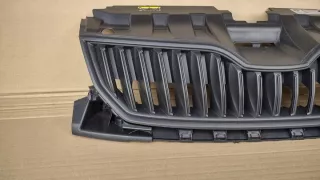 6V0853653A Решетка радиатора Skoda Fabia 3 Арт e12763267, вид 3