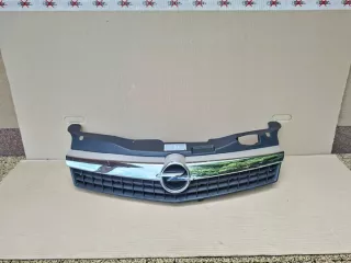 13247083 13247179 Решетка радиатора Opel Astra H Арт e12762977, вид 1