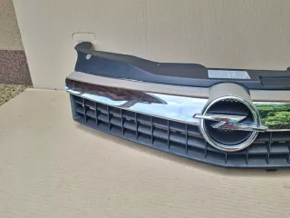 13247083 13247179 Решетка радиатора Opel Astra H Арт e12762977, вид 4