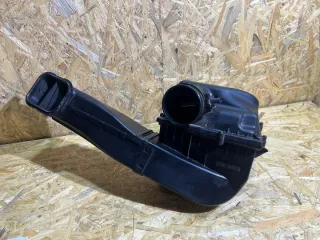 7643301 Корпус воздушного фильтра BMW 5 G30/G31 Арт e12756364, вид 1