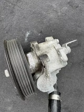 678883803 Насос гидроусилителя руля BMW 3 E90/E91/E92/E93 Арт e12752430, вид 2