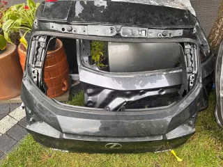 67149-76020 Крышка багажника (дверь 3-5) Lexus UX Арт e12739277, вид 1