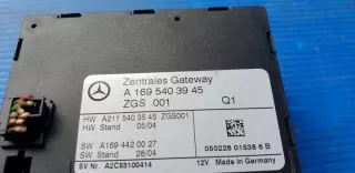 A1695403945 1695403945 Блок предохранителей Mercedes A W169 Арт e12737941, вид 2