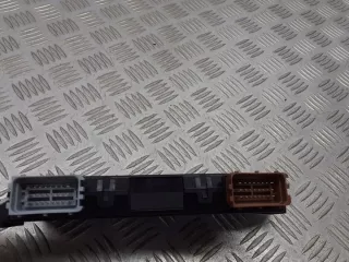 46828007 Блок предохранителей Fiat Croma 2 Арт e12737784, вид 3