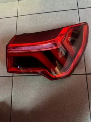 83A945092 Фонарь задний правый Audi Q3 1 Арт e12733662, вид 1