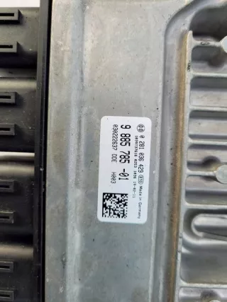 9885785 Блок управления двигателем BMW 5 G30/G31 Арт e12727257, вид 2