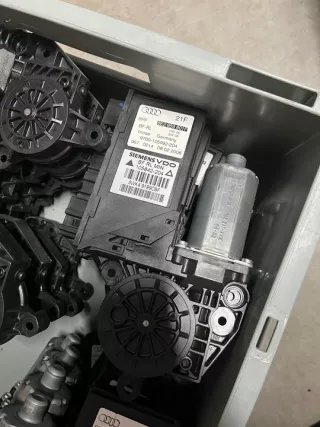 8E2959801F Моторчик стеклоподъемника Audi A4 B6 Арт e12713759, вид 1