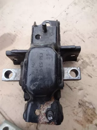 6R0199555 Подушка крепления КПП Volkswagen Polo 5 Арт e12710976, вид 2