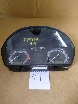 6Y0920883L Щиток приборов (приборная панель) Skoda Fabia 1 Арт e12704135, вид 1