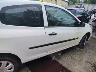  Крышка багажника (дверь 3-5) Renault Clio 3 Арт e12701201, вид 8
