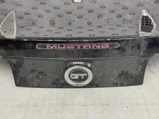 427609364 Крышка багажника (дверь 3-5) Ford Mustang 5 Арт e12700460, вид 2
