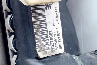 6R0145805 Радиатор (основной) Seat Ibiza 5 Арт e12014326, вид 1
