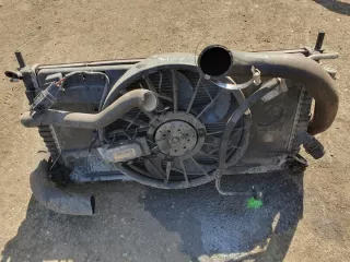 Радиатор (основной) Ford C-max 2 Арт e11674032, вид 3