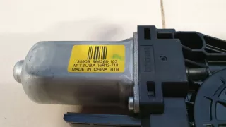 31253061 Моторчик стеклоподъёмника передний левый Volvo S60 2 Арт ZAP142079, вид 2