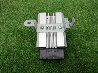 1049930380 Блок управления топливным насосом Subaru Tribeca Арт 00284491, вид 2