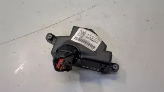 1005452163 Блок предохранителей Volkswagen Scirocco 3 Арт 9055230, вид 2