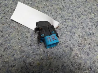  Кнопка стеклоподъемника Mitsubishi Pajero Pinin Арт E12355265