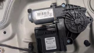 1Z2837462,1T0959701AF Стеклоподъемник правый передний Skoda Octavia A5 restailing Арт 20443626, вид 2