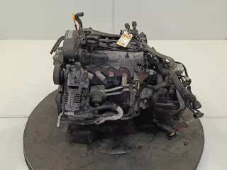 AZD Двигатель Volkswagen Golf 4 Арт 159987, вид 1