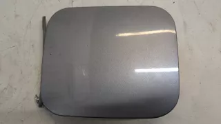  Лючок бензобака серебристый Pontiac Vibe 1 Арт 20453136, вид 1