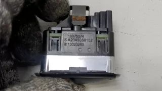 A2049058102 Кнопка стеклоподъемника заднего левого Mercedes GL X166 Арт 20447836, вид 2