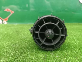 8X2820902 Дефлектор обдува салона Audi A1 Арт 2-44225, вид 2