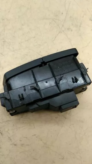A2048706410 Кнопка центрального замка Mercedes GLK X204 Арт 2-52930, вид 1