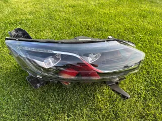 260108498R,OEM,RENAULT Фара передняя правая Renault Espace 5 Арт AL17748799599, вид 3