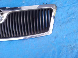  Решетка радиатора Skoda Octavia A5 Арт AL17624838648, вид 2