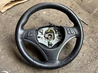 KIEROWNICA,E90,E87 Рулевое колесо BMW 1 E81/E82/E87/E88 Арт AL17735279951, вид 1