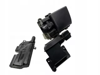 PE01-13-3AX Корпус воздушного фильтра Mazda 6 1 Арт AL17624659335, вид 3