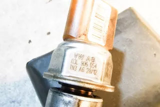 057130764AB Топливная рампа  Volkswagen Golf 7 Арт AL17657501131, вид 2