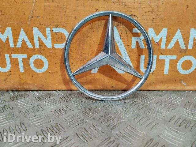 эмблема Mercedes GLS X166 2015г. A0008172116 - Фото 1