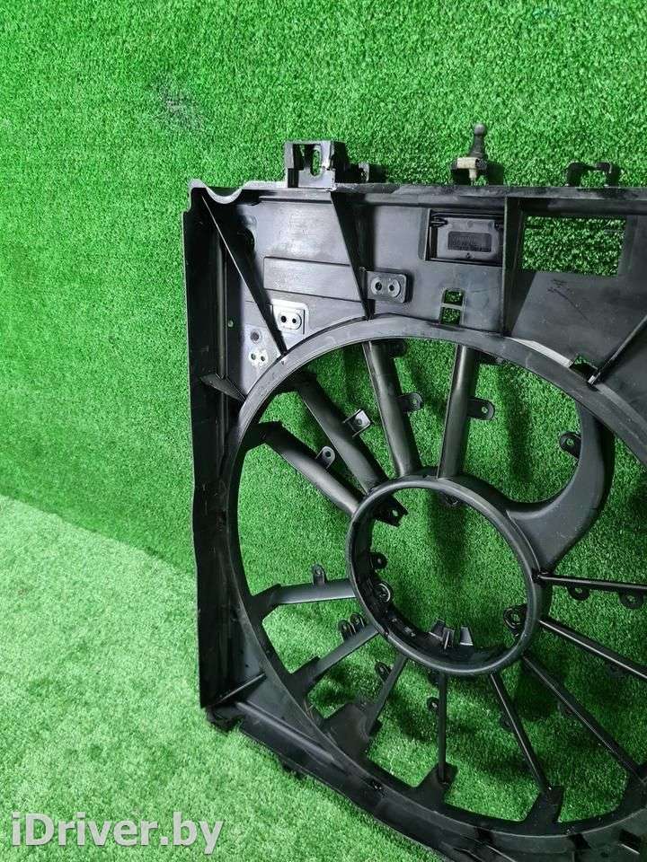 Диффузор вентилятора Land Rover Range Rover 4 2013г. LR084439  - Фото 7