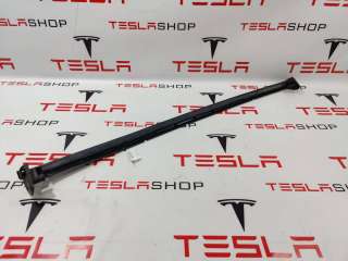 1073246-S0-B,1073246-90-B,1072079-90-D уплотнитель к Tesla model X Арт 9935229