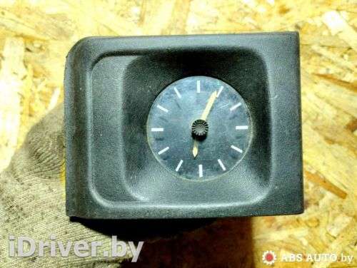 Часы Opel Calibra 1995г. 90306467 - Фото 1