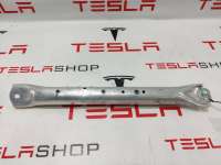 1007924-00-C,1003618-00-C Распорка стоек к Tesla model S Арт 99442316
