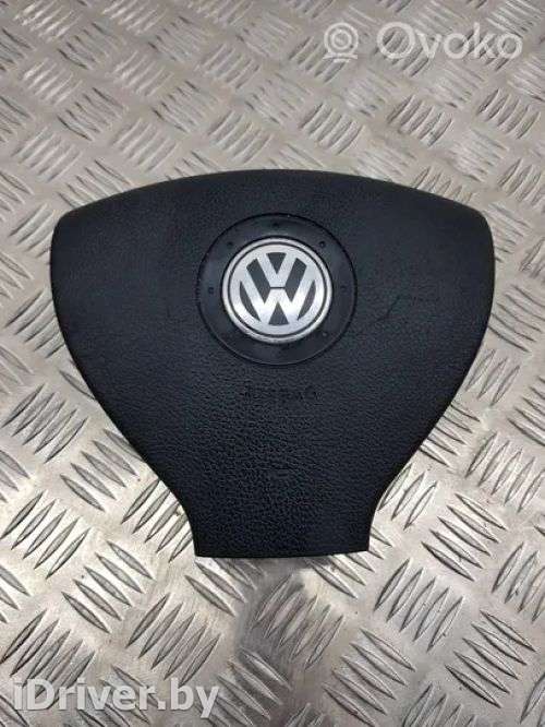 Подушка безопасности водителя Volkswagen Touran 1 2008г. 1t0880201f, 607128000b, 001ya100d0jg , artDDO575 - Фото 1