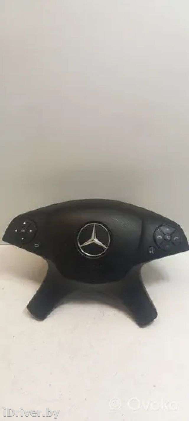 Подушка безопасности водителя Mercedes C W204 2008г. a2048600202, , 2048600202 , artMOD10721 - Фото 1