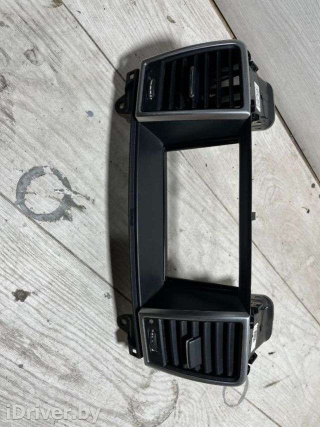Дефлектор обдува салона Mercedes ML/GLE w166 2012г.  - Фото 1