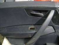Обшивка двери передней правой (дверная карта) BMW X3 E83 2005г.  - Фото 8