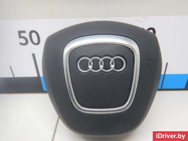 Крышка подушки безопасности (в рулевое колесо) Audi A3 8P 2011г.  - Фото 1